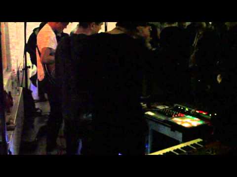 Trashlagoon - Marouki knows (live version)