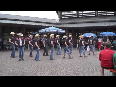 Achy Breaky Heart -  Line Dance Linedancestompers Auftritt by Linedancestompers