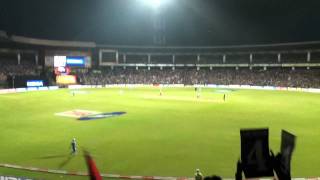 Chris Gayle's HUGE 112m six in CLT20 2011 1st semifinal - RCB vs NSW