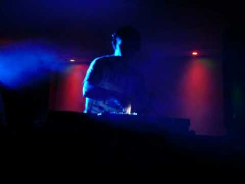 DJ Sub 7 @ Devast8 14/04/09 (Part 2)