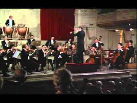 Strez vs Pathologik - Misteryz - video by Freaky