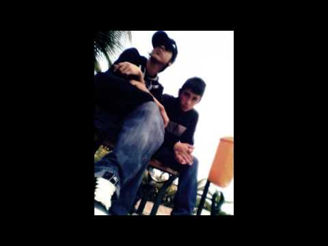 De'queLL & Aşian - Yokluğunla Kaybolurum