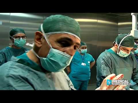 Un intervento chirurgico per sostituire larticolazione del ginocchio Dolore alle articolazioni del ginocchio e del gomito