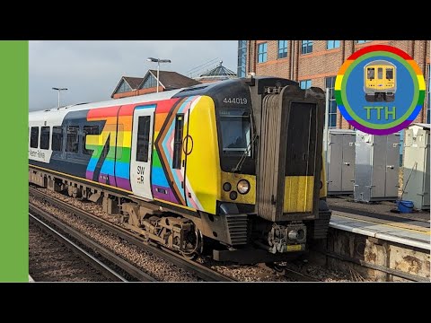 🌈 Pride Class 444 departs Guildford