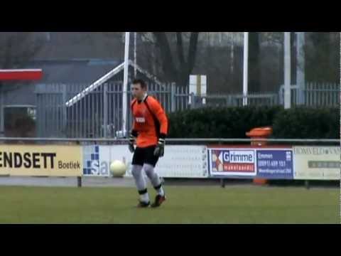 EMMEN B1 - FC ZWOLLE B1  EMMEN Scoort 1-0