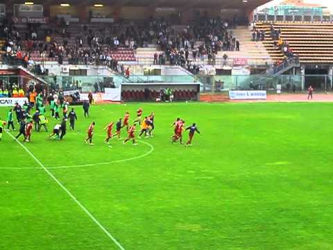 Livorno Torino 2 a 1 - Saluto ai tifosi della squadra