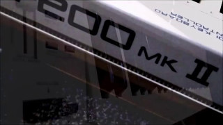 Video thumbnail for Roland PC-200 midi controller demo. Love the simplicity of this pioneer keyboard. by Gearfacts