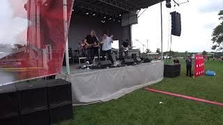 Navigate the Sky - I Want You in the Dark LIVE