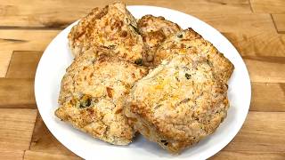 Homemade Jalapeno Cheddar Biscuits | Fluffy No Fuss No Fail!