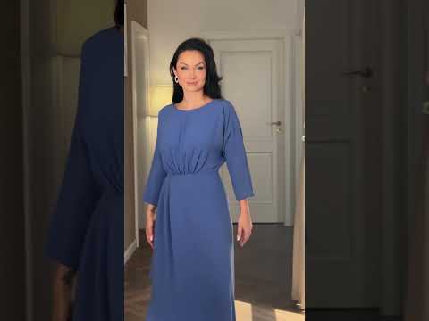 Rochie eleganta lunga albastra in clos Video