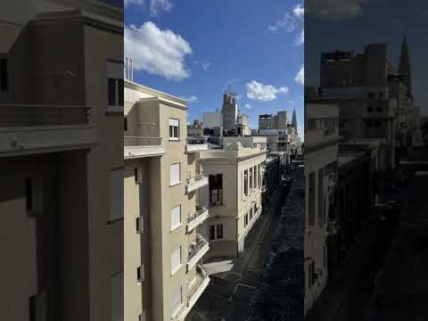Video de YouTube - Oficina en Alquiler y Venta de 1 ambiente  en Ciudad Vieja, Montevideo