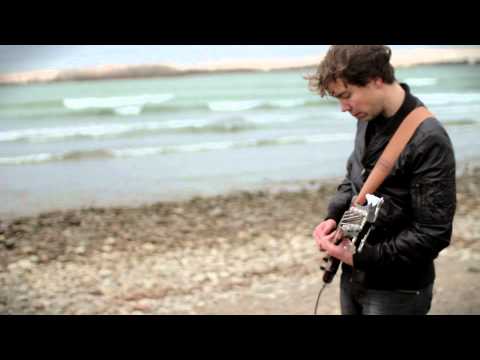 Luke Vajsar - Let it Flow - Official Video - HD Solo Bass