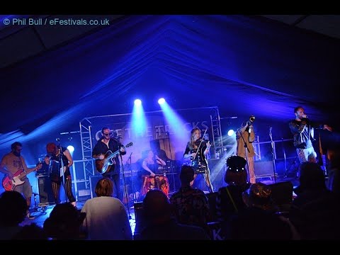 Ushti Baba live at The Bell Inn, Bath