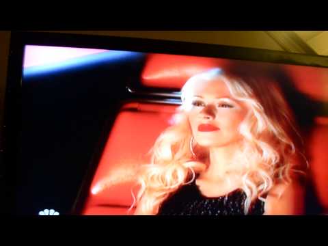 Background Story on Jacquie Lee - Team Christina Aguilera - The Voice 12-16-13