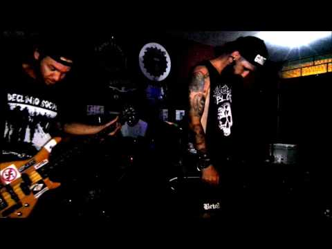 Nuclear Blood @ Explosão Sonora III - Itaúna - MG, 13/01/2017