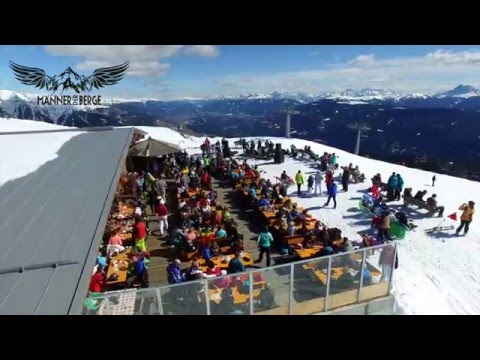 Männer der Berge - Party auf der Alm
