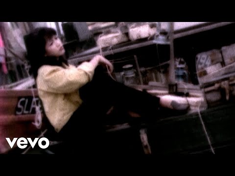 Safura - Sedalam Mana Cintamu (Official Music Video)