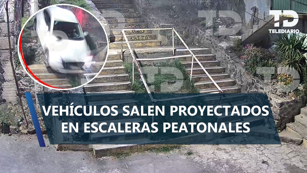 ¡Van 5 en un mes! Vecinos de Iztapalapa denuncian caídas de autos por escaleras peatonales