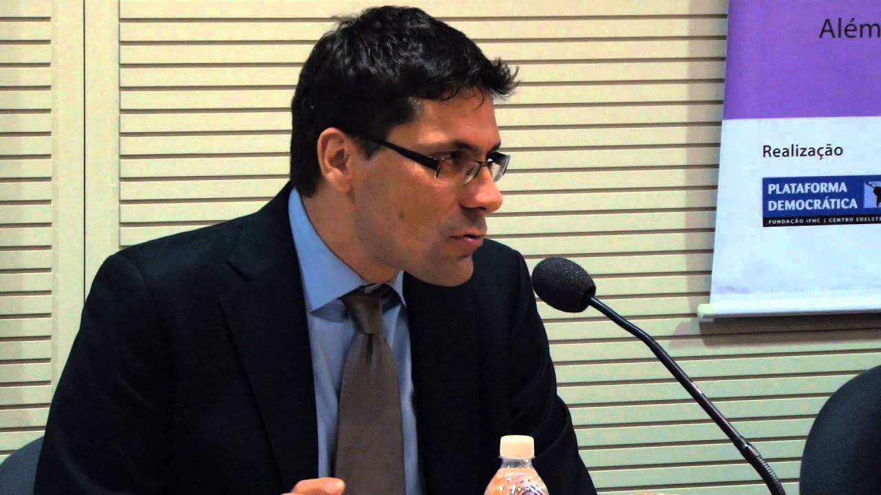 Meios de Comunicação e Democracia na América Latina - Parte 1