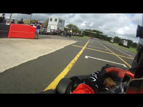 Club 100 Clubman Endurance Champioship 2017- Round 10 Whilton Mill- Final Stint- Team Slickspeed