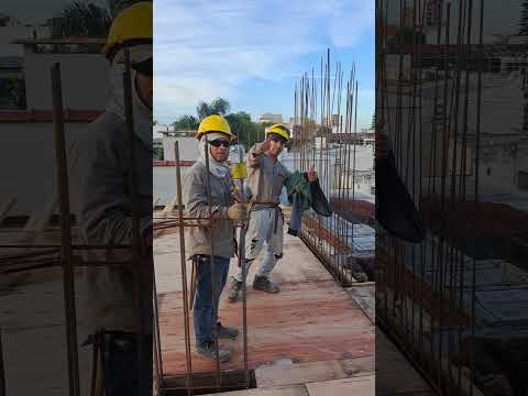 viviendo en córdoba villa nueva , trabajando en el primer piso  5 de mayo 2026