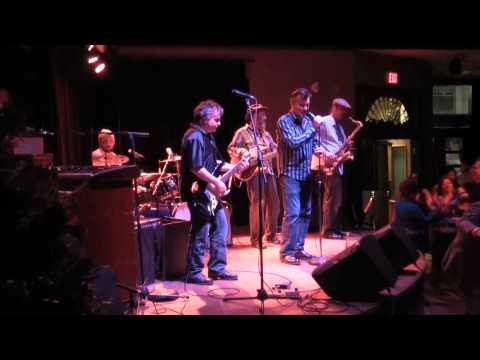 Hot Ice Sweet Distortion in action - by Andre Arsenault and Brickhouse Band