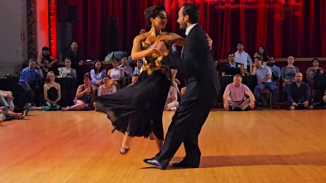 Lorena Tarantino & Gianpiero Galdi at Tangamente (4 of 4)