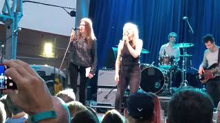 Liz Phair and Juliana Hatfield Please Mr. Please Temperance Beer Co. Evanston, IL June 22, 2019