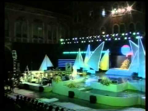 Meri Cetinic - Ne sudite mi nocas