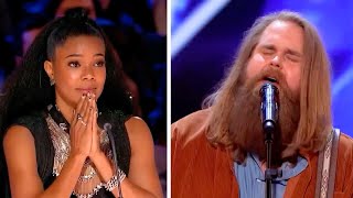 Swedish Singer Instantly Has Audience In Tears With Beautiful Performance Of “Imagine”