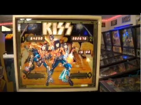 KISS PINBALL MACHINE BY BALLY 1979