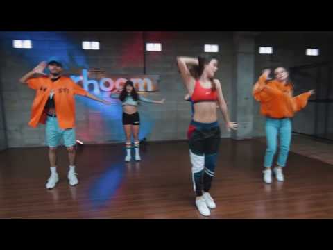 download lagu mp3 mp4 Te Bote Extended, download lagu Te Bote Extended gratis, unduh video klip Te Bote Extended