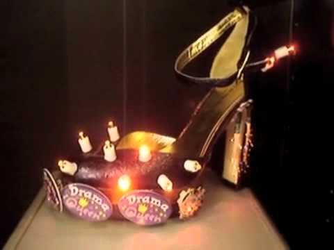 Teaser da coleção outono inverno 2012 de Anya Hindmarch | Grazia UK