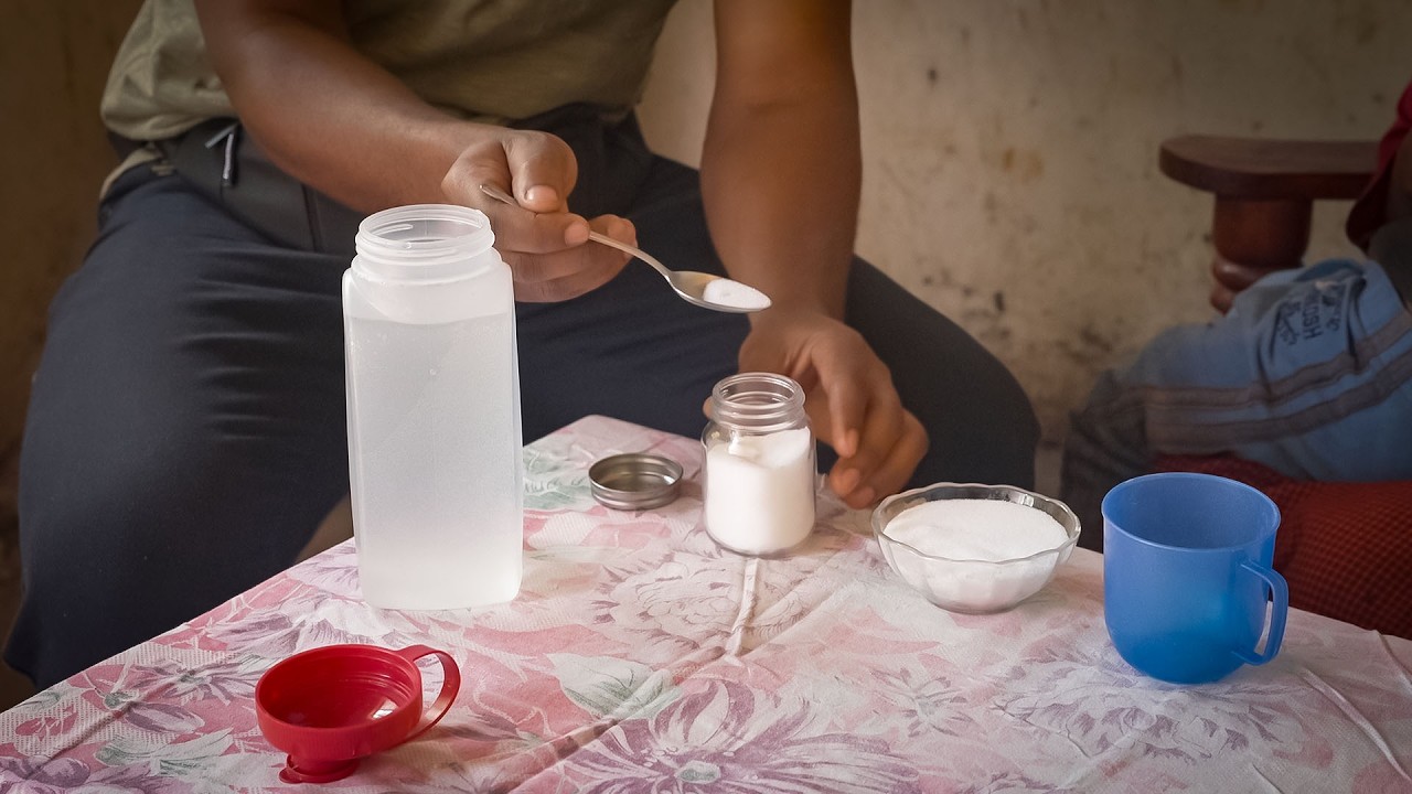 Preparing and Giving Oral Rehydration Solution - Emergency Care Series