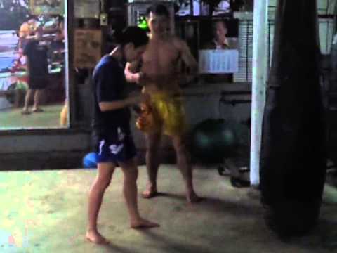 Sylvie's Tips: A Secret to the Thai Low Kick - JR Lanna Muay Thai