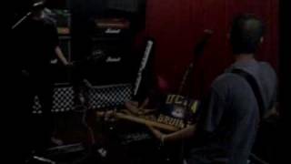 Download lagu superman is dead   runaway  broken home #2 mp3