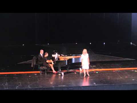 'Ah! douce enfant' from Cendrillon | Amy Owens