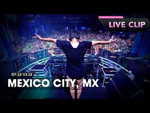 Life In Color Tour *International* Live Clip - Mexico City, MX - 07/12-13/13