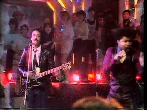 Sunfire - Young Free & Single. Top Of The Pops 1983