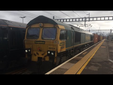 Freightliner 66554 Passes Through Didcot Parkway With A Container Service 2/11/2019