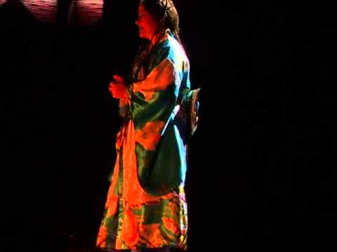 Marisa De Lille con mensajes de fuerza a Cesar Franco y cantando Moonlight Densetsu (Sailor Moon)