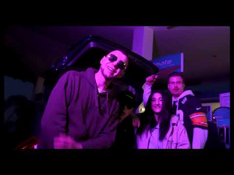 YOUNG CHARLIE - FANCY (OFFICIAL VIDEO)