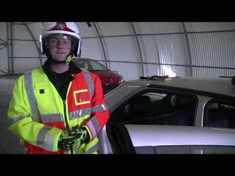 Extrication RTC Training - Door Removal - Non Destructive method