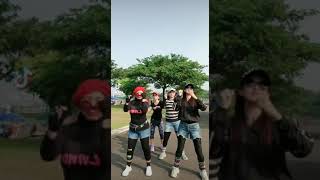 Download lagu Cemungut#Bestie#Fresh#AntiGagal#coreography mp3