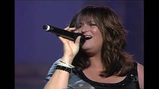 Point of Grace w/Cindy Morgan: &quot;How You Live (Turn Up the Music)&quot; (39th Dove Awards)