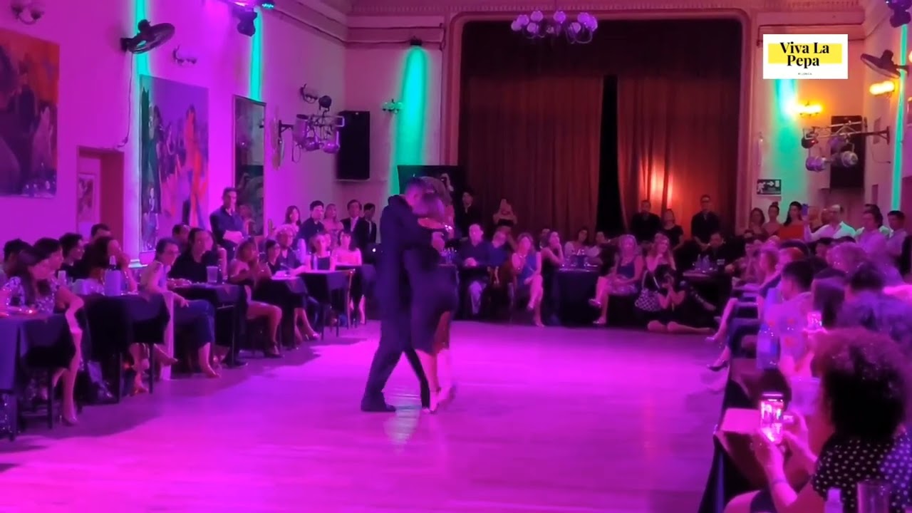 VIRGINIA PANDOLFI y ROBERTO ZUCCARINO en VIVA LA PEPA Milonga (3/3)