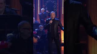 Neil Diamond - Christmas Medley (Live on The Tonight Show Starring Jimmy Fallon 2016)
