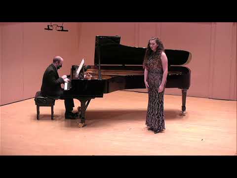 Hannah Shea Sings the Nuits d'été