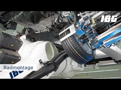 Weltweit erste automatische Radmontage im Takt- und Durchlaufbetrieb