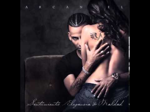 Arcangel - Sola (feat. De La Ghetto)